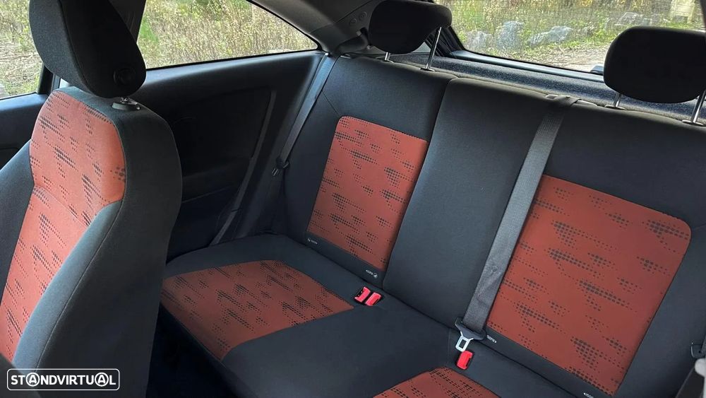 Opel Corsa 1.3 CDTI Black Edition - 9