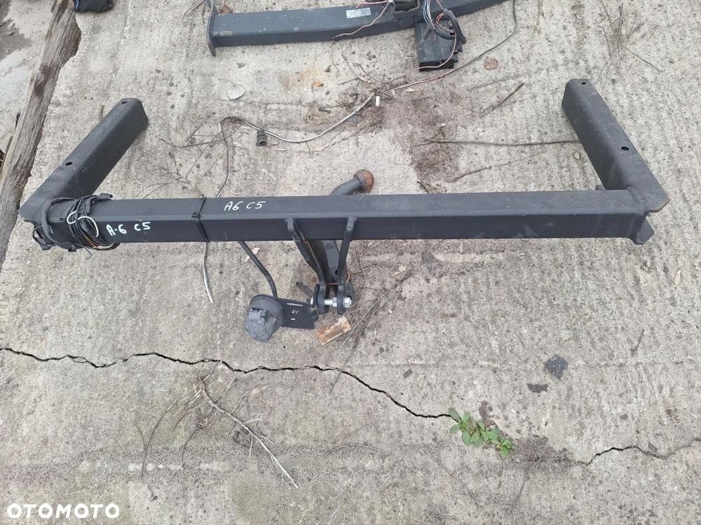 HAK HOLOWNICZY AUDI A6 C5 KOMBI - 1