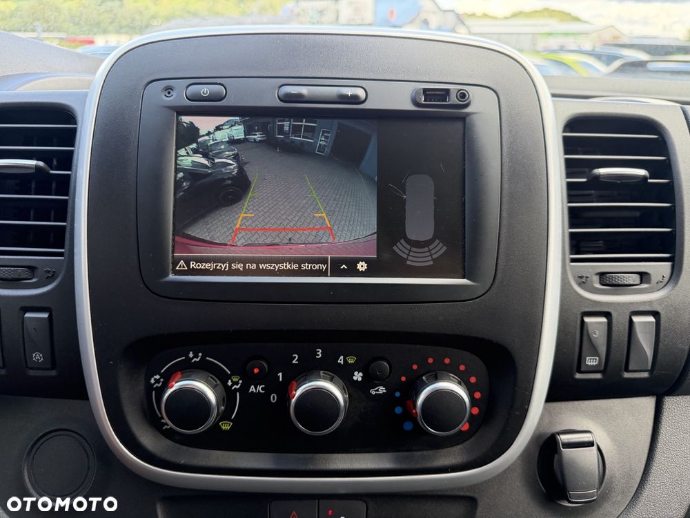 Renault Trafic - 15