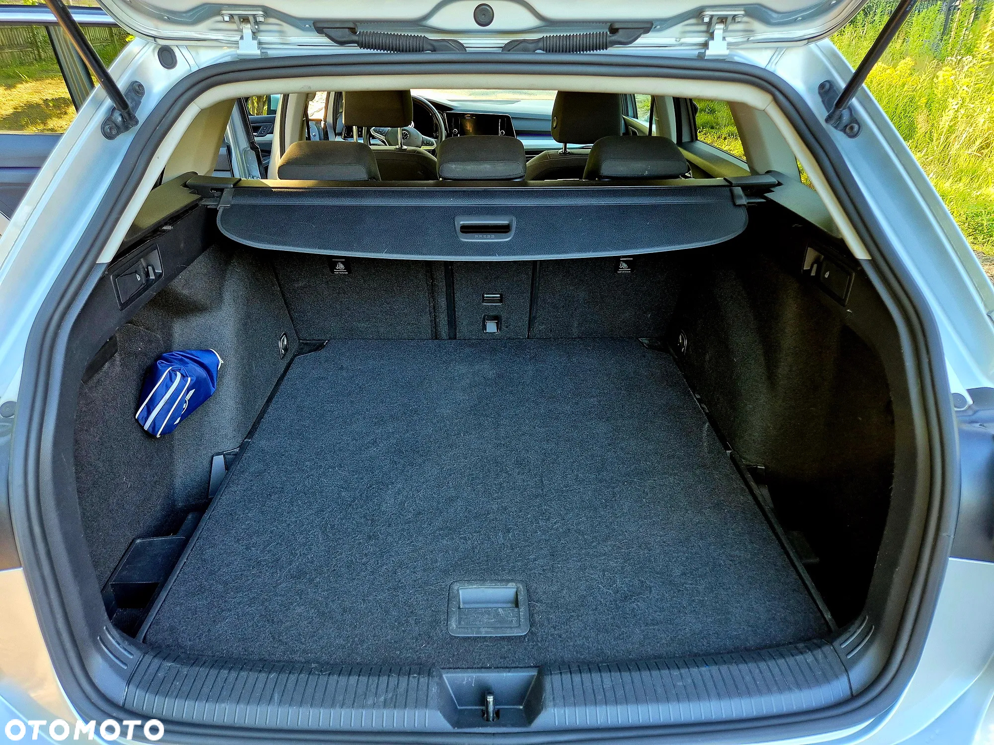 Volkswagen Golf VIII 1.5 TSI EVO Life - 18