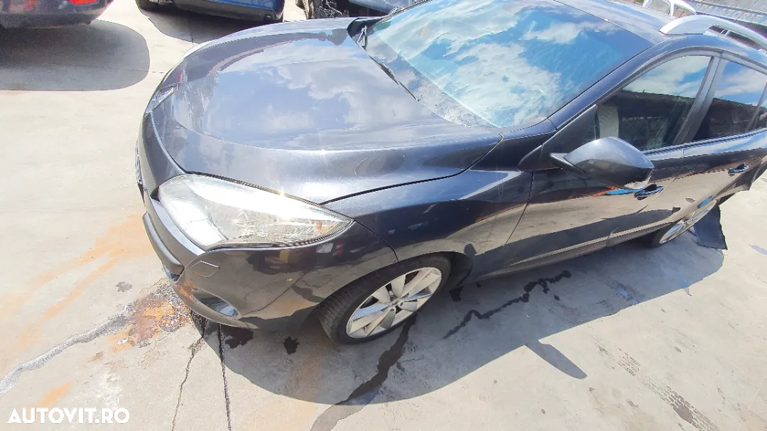 Dezmembram Renalut Megane 3 Break 1,9 dci 2011 - 10