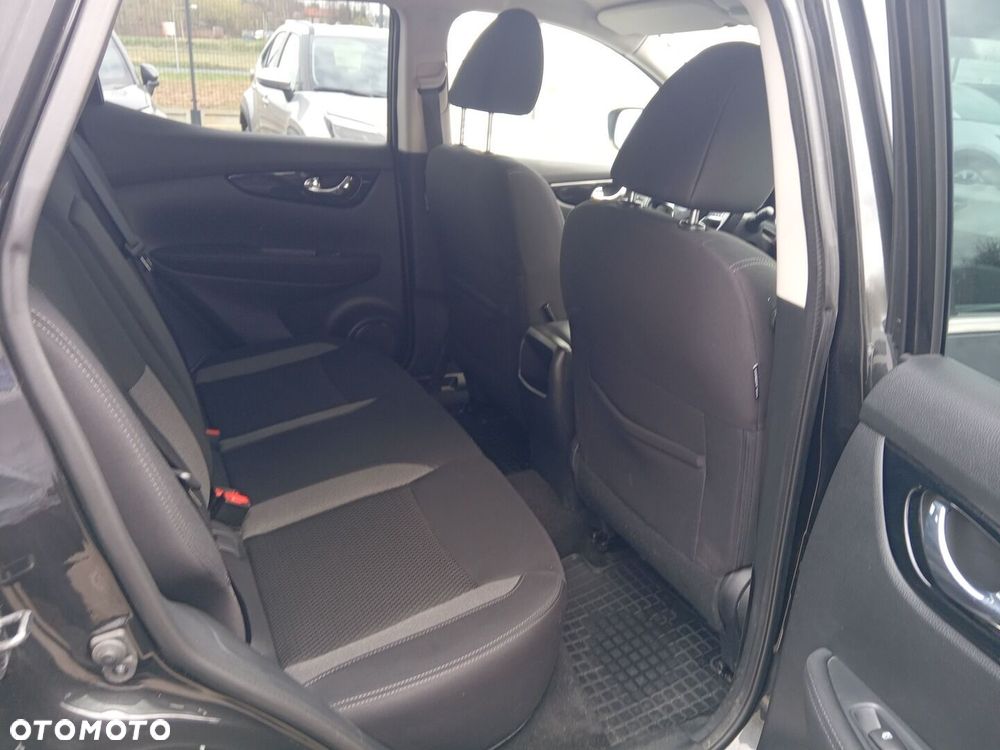 Nissan Qashqai - 12