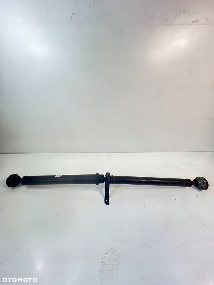 8T0521101A Wał napędowy / Komplet Audi A5 8T 8F 2010 Środek - 1