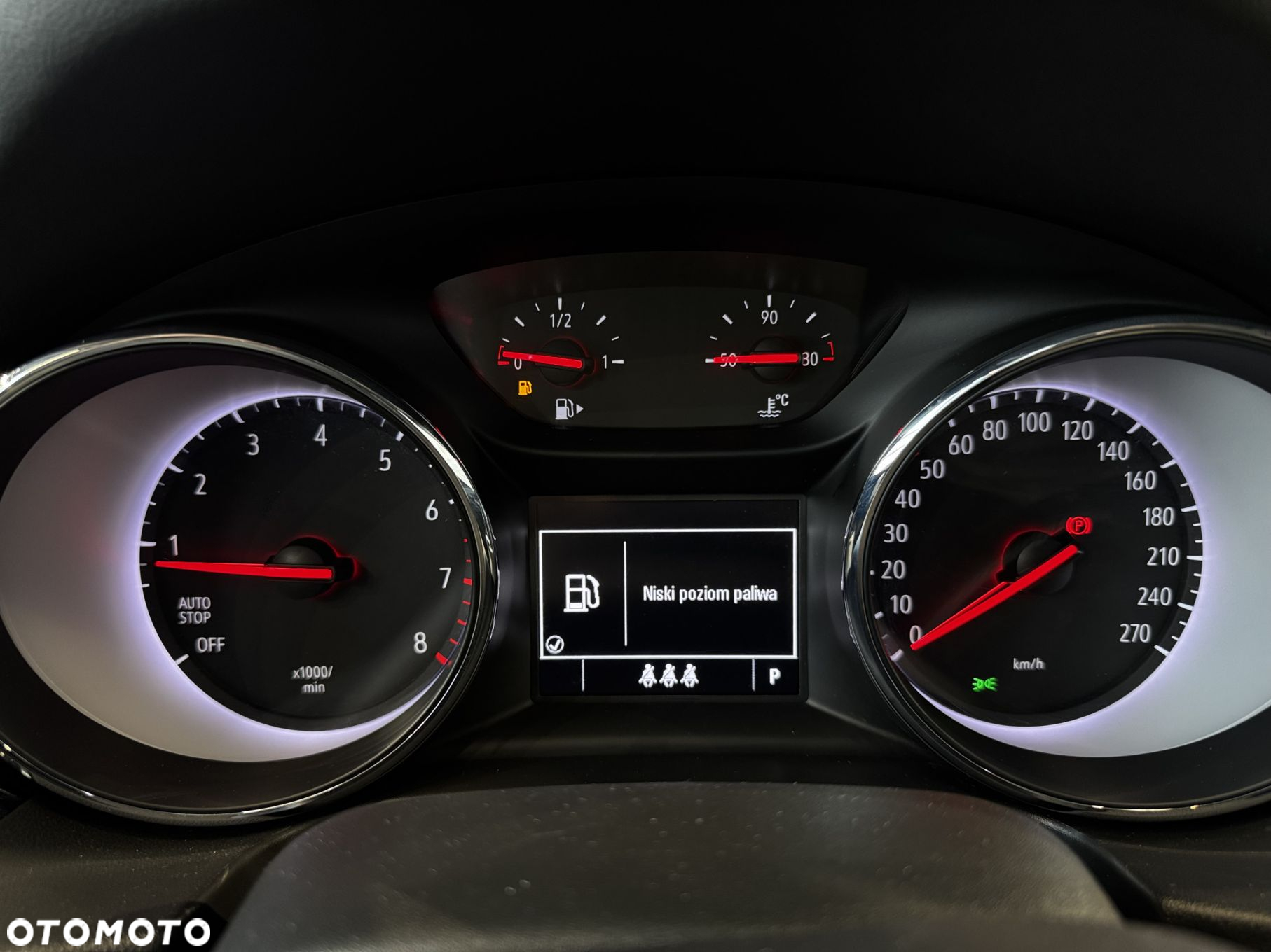 Opel Insignia - 22