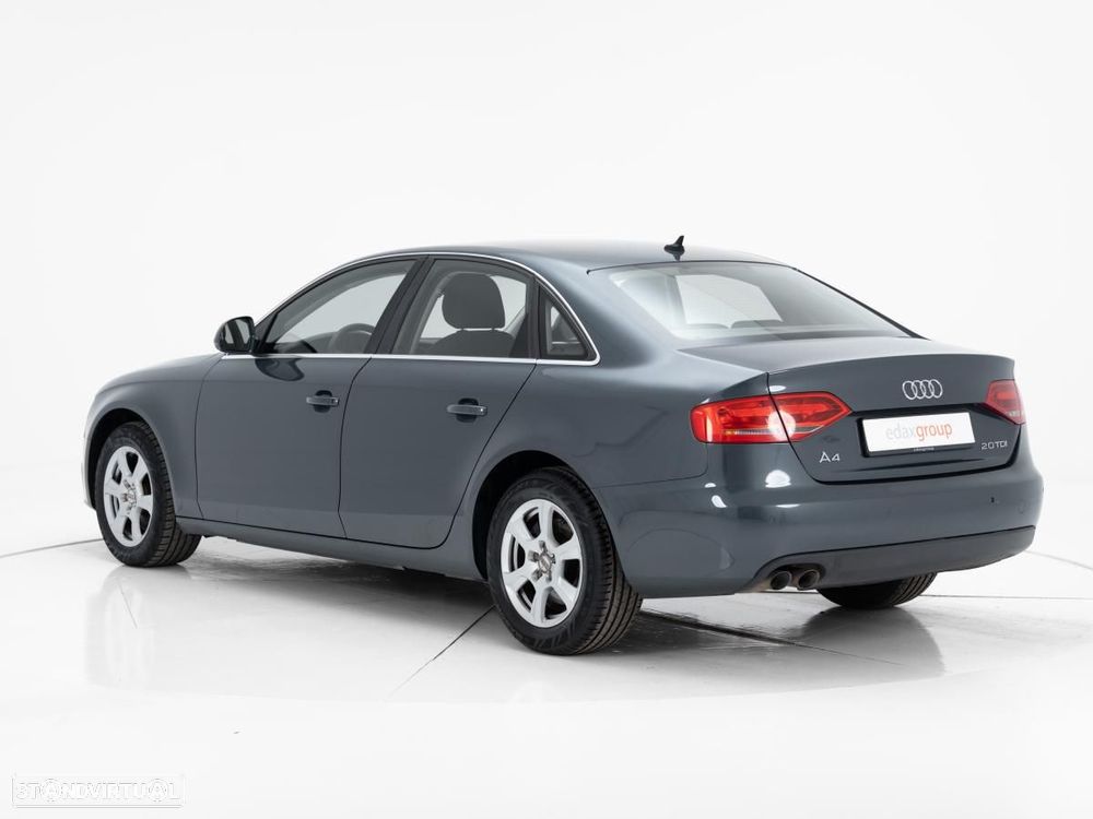 Audi A4 - 4