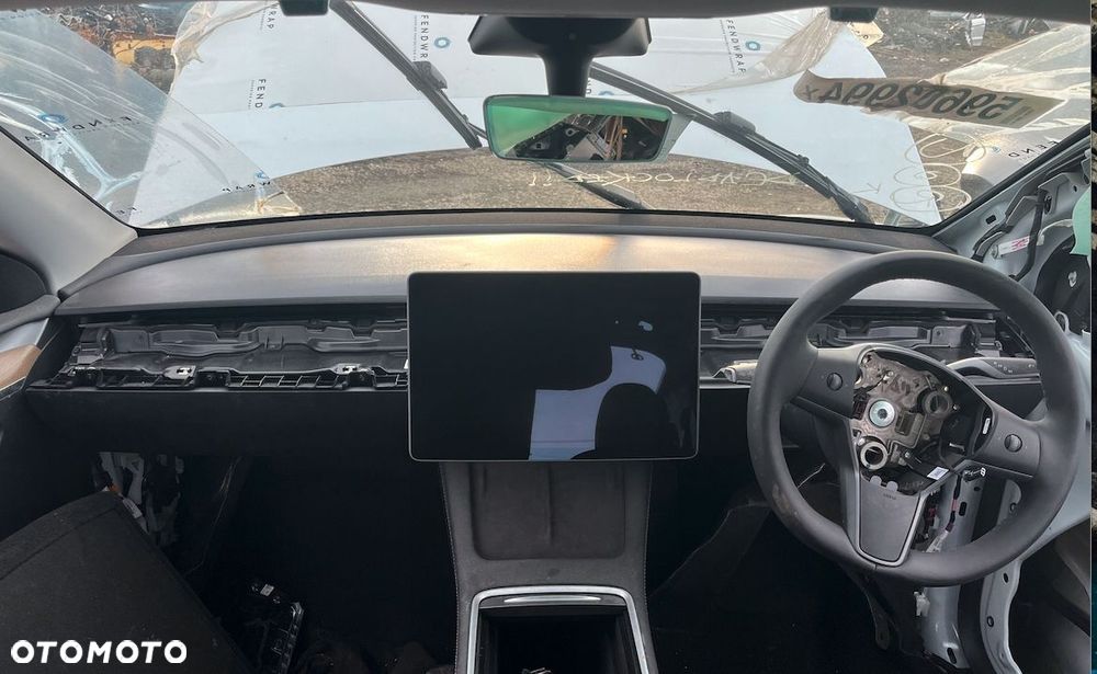 DESKA ROZDZIELCZA KONSOLA TESLA Y ANGLIK - 1