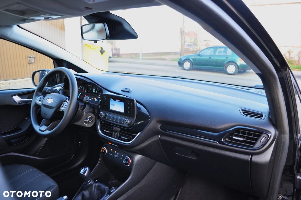 Ford Fiesta 1.1 S&S TREND - 21