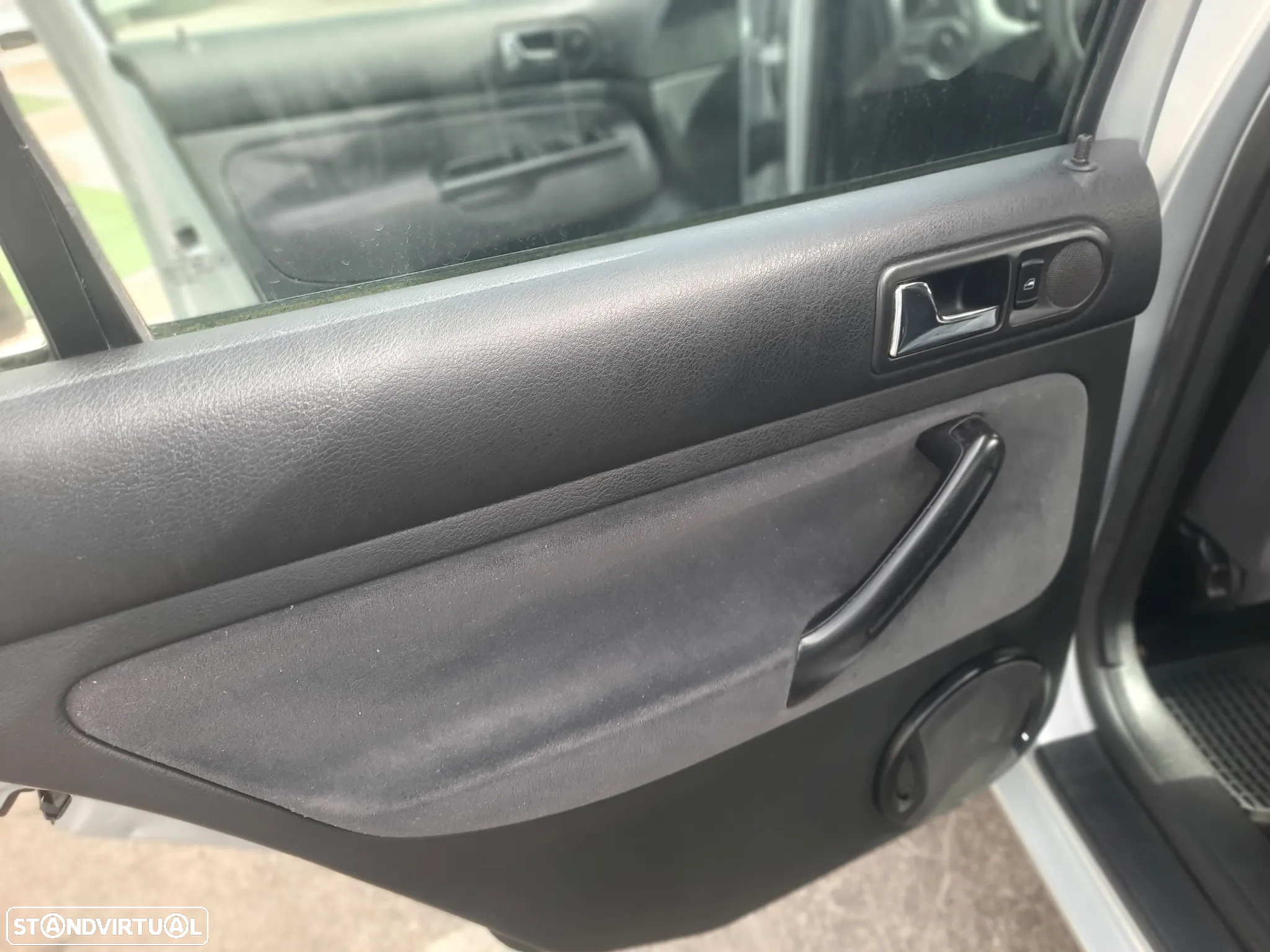 VW Golf 1.4i Confort - 12