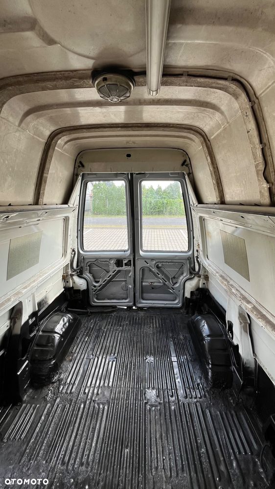 Volkswagen Transporter Standard - 12