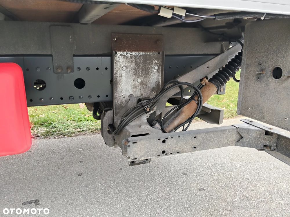 Mercedes-Benz Atego 1221 - 13