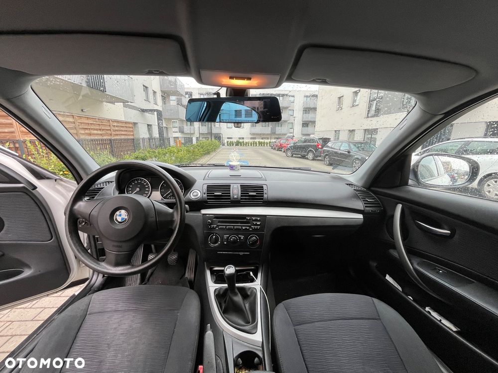 BMW Seria 1 116i - 6