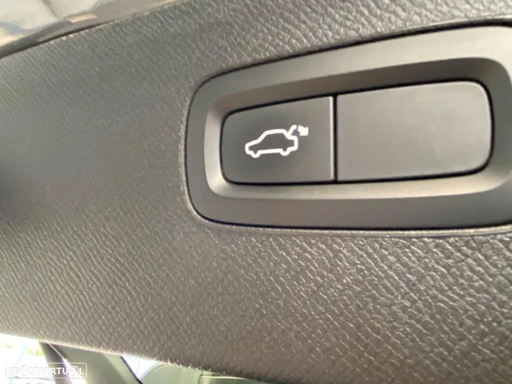 Volvo XC 90 2.0 D5 Inscription AWD - 21
