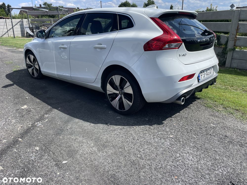 Volvo V40 - 13