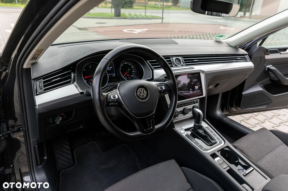 Volkswagen Passat Variant 2.0 TDI BMT Comfortline DSG - 20