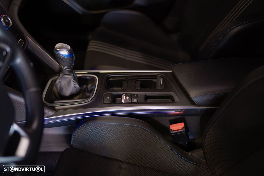 Renault Mégane Sport Tourer - 15