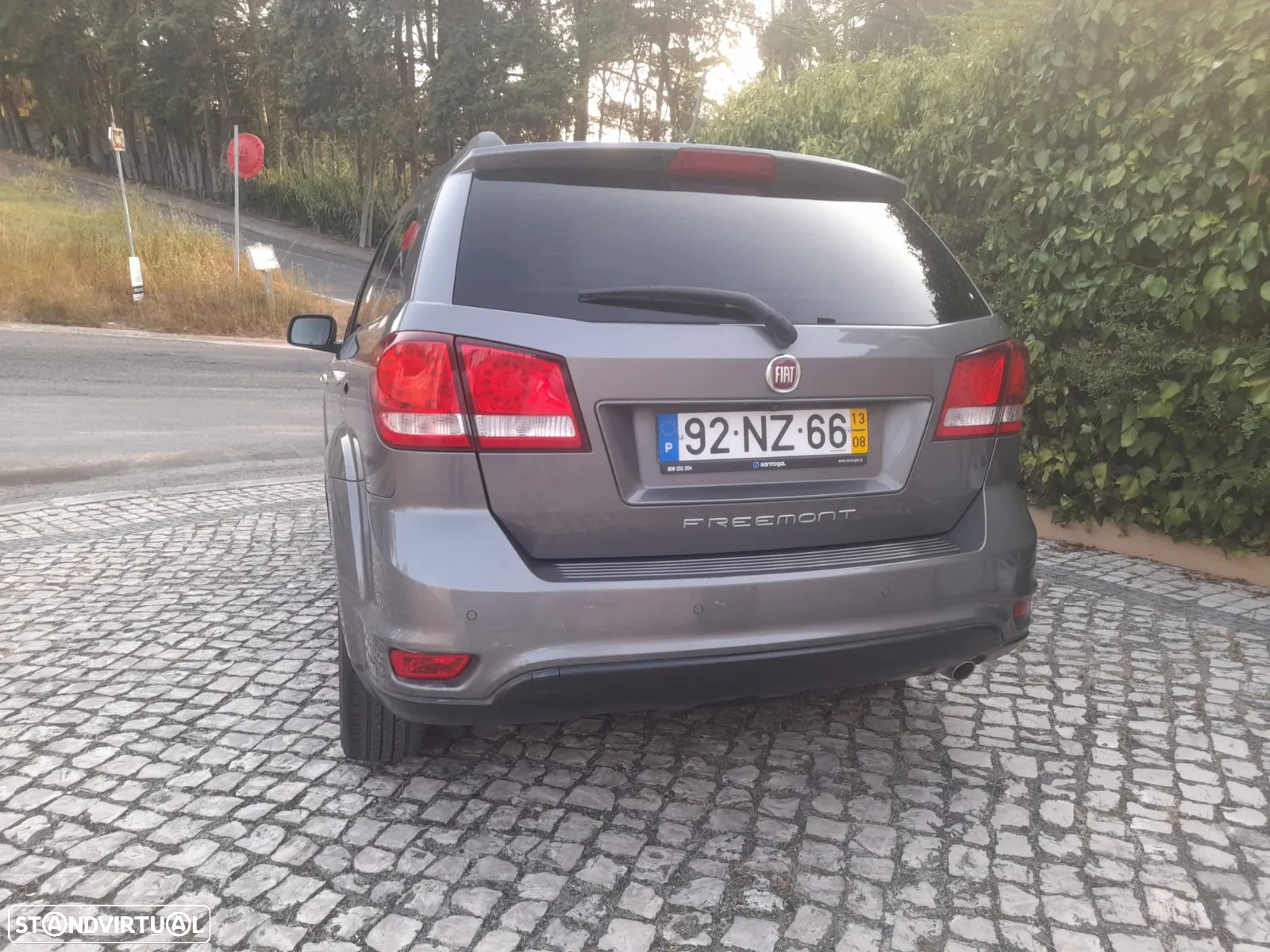Fiat Freemont 2.0 M-Jet Urban - 4