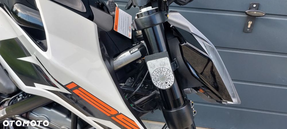 KTM Duke 125 - 36