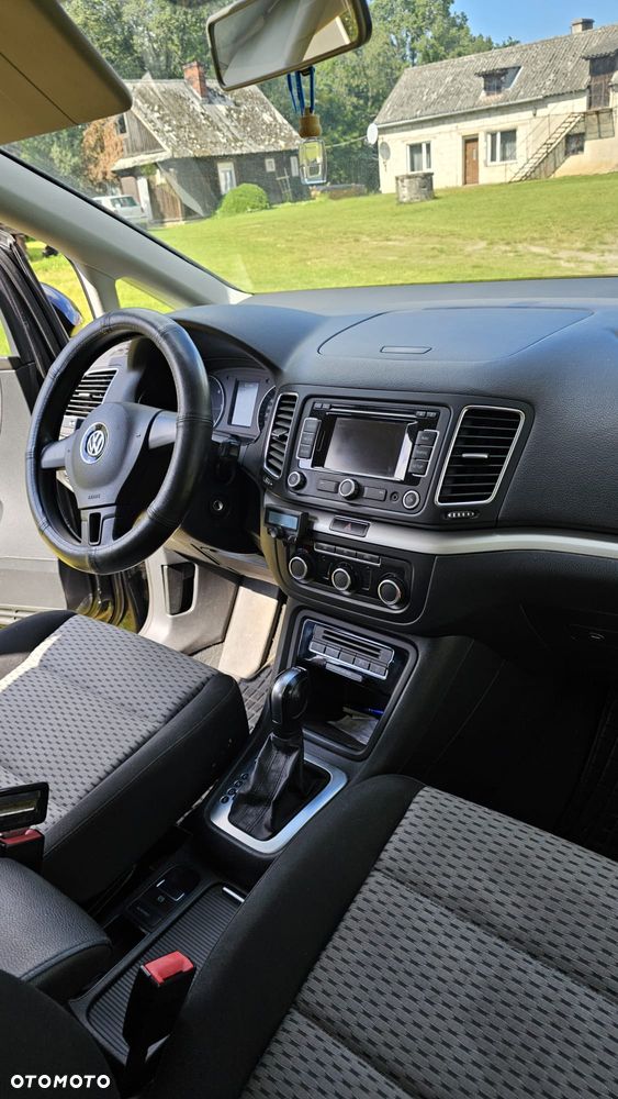 Volkswagen Sharan 2.0 TDI Comfortline DSG - 16