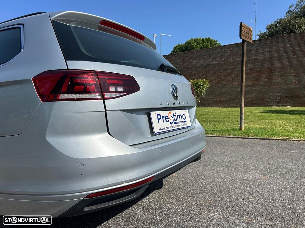 VW Passat Variant 1.6 TDI Confortline DSG - 21
