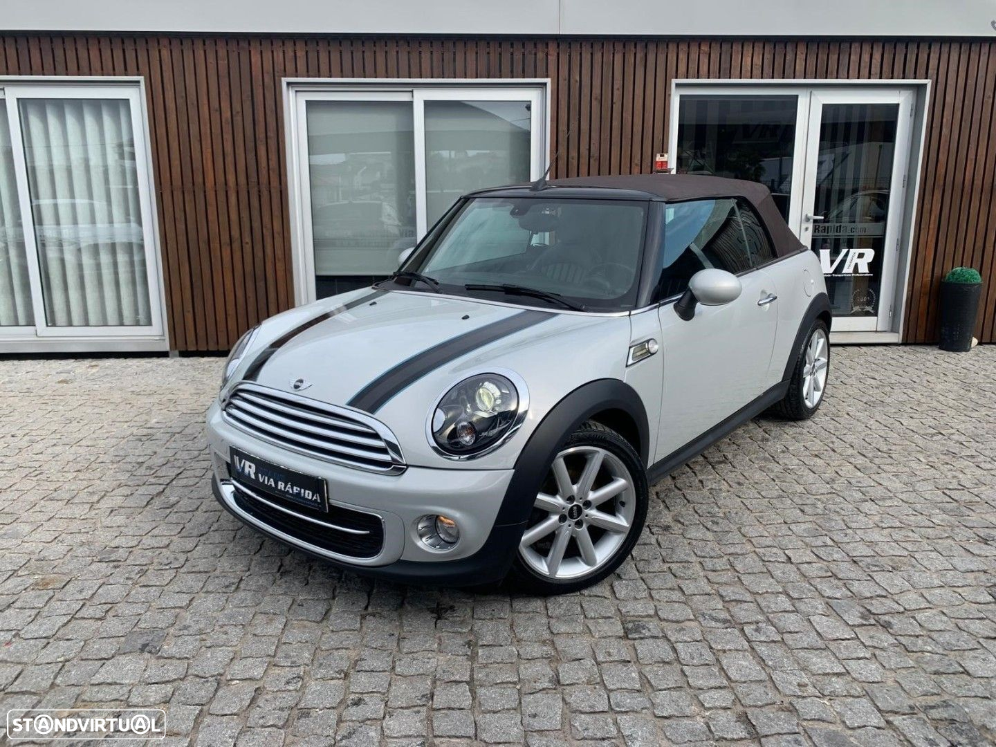 MINI Cabrio Cooper D - 26