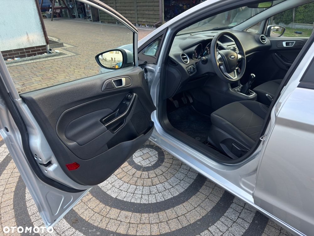 Ford Fiesta - 28