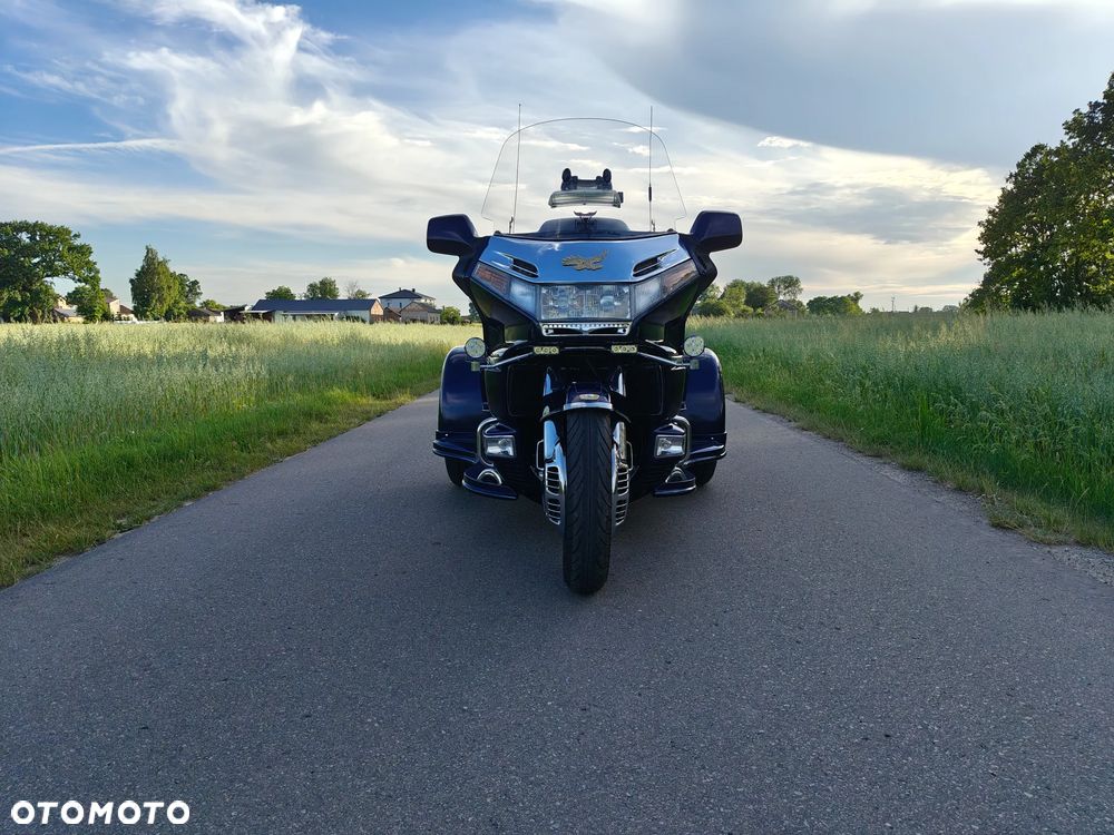 Honda GL - 9
