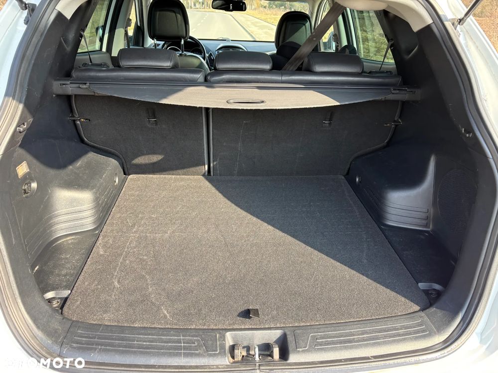 Hyundai ix35 1.7 CRDi 2WD Fifa World Cup Edition - 17