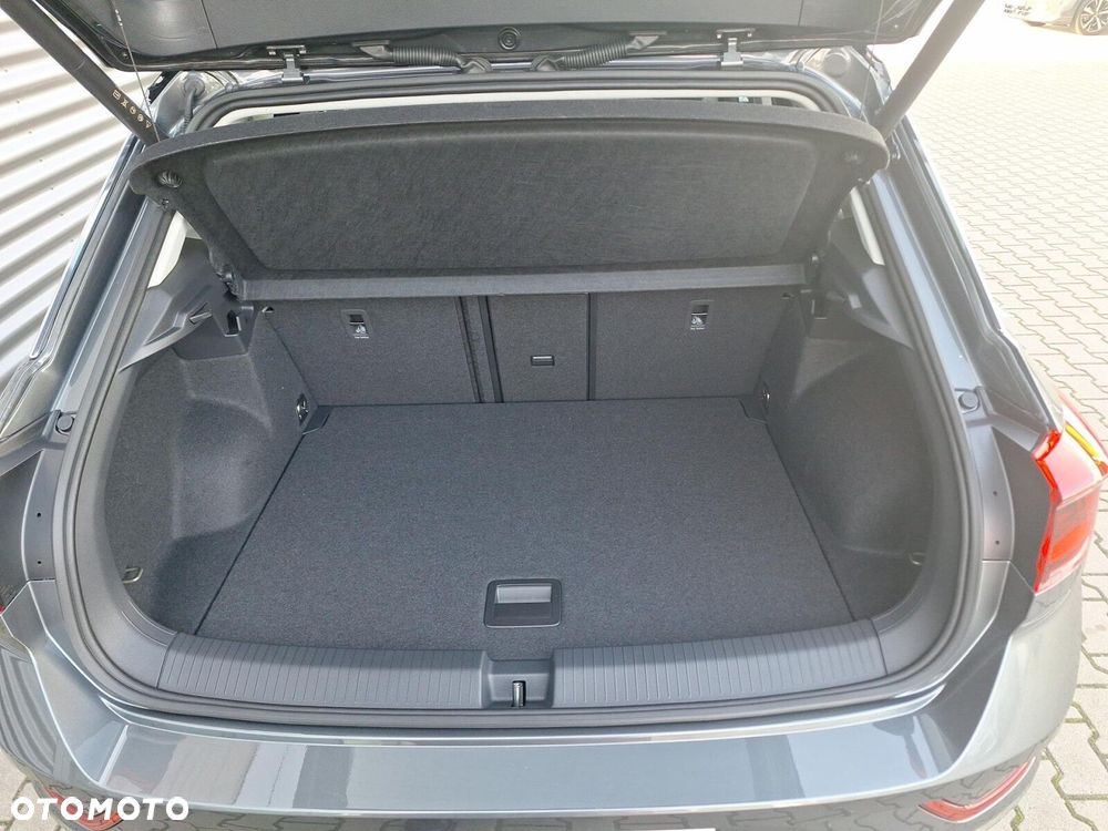 Volkswagen T-Roc - 21