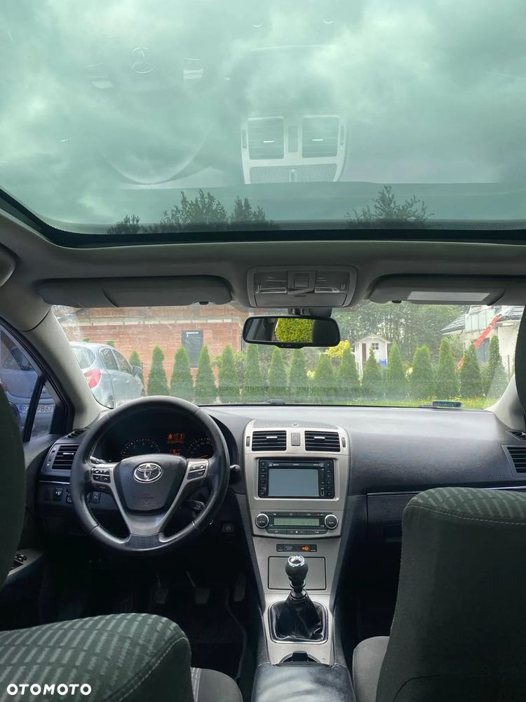Toyota Avensis - 7
