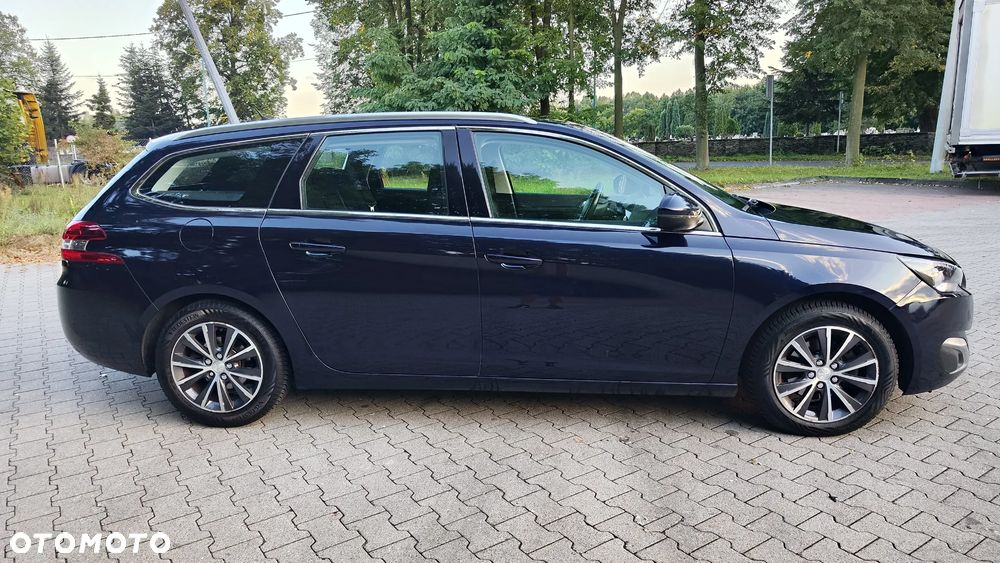 Peugeot 308 130 e-THP Stop & Start Allure - 12