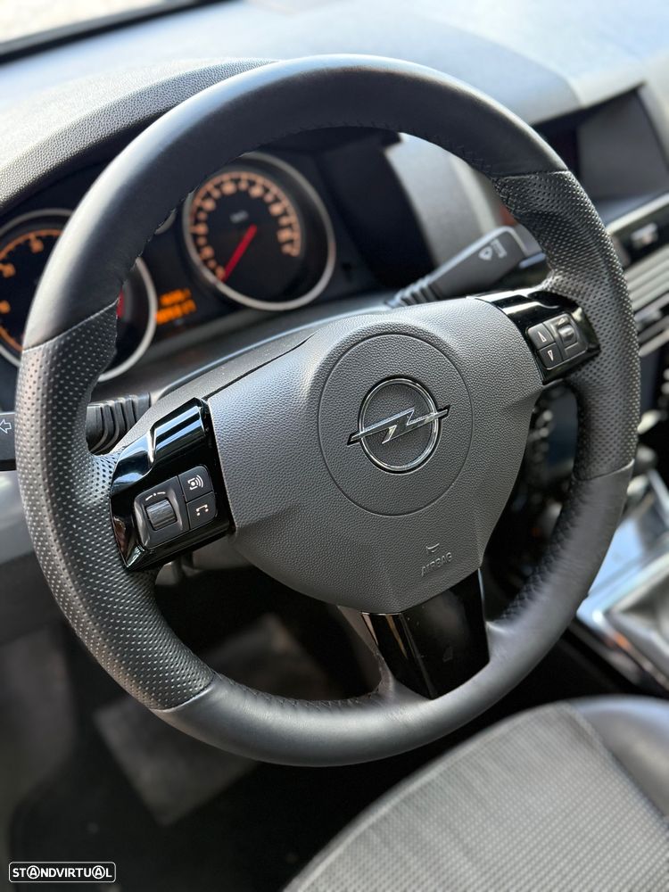 Opel Astra 1.7 CDTI Cosmo ecoFLEX - 9