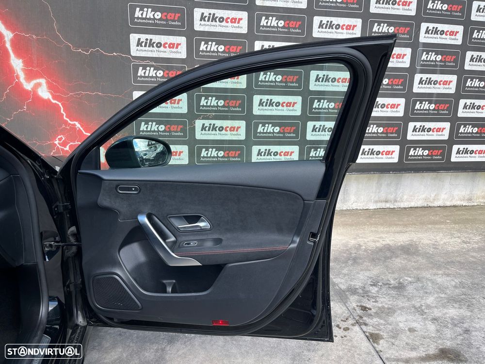 Mercedes-Benz A 250 e AMG Line - 55