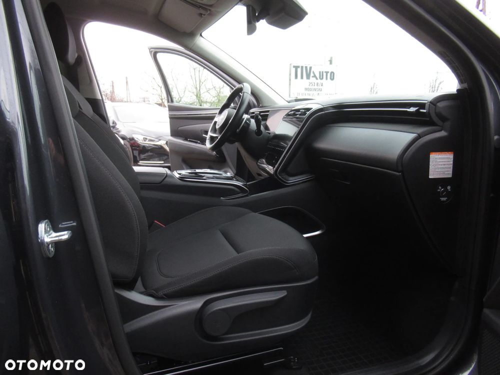 Hyundai Tucson 1.6 T-GDi HEV Executive 2WD - 12