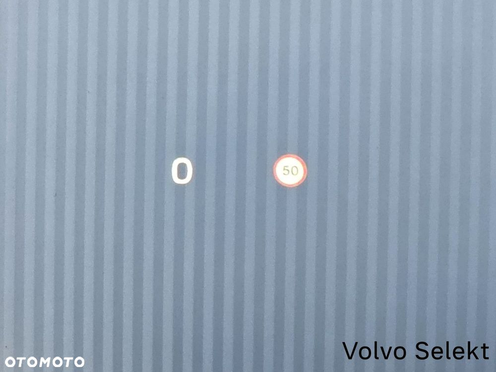 Volvo XC 90 - 35