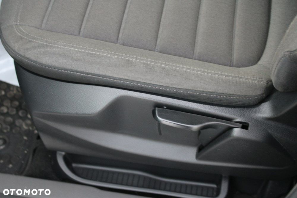 Ford Tourneo Connect - 18