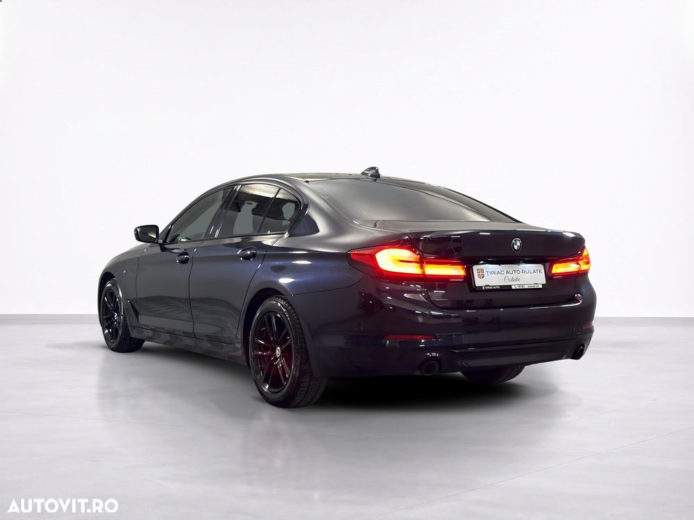 BMW Seria 5 530i Aut. Luxury Line - 4