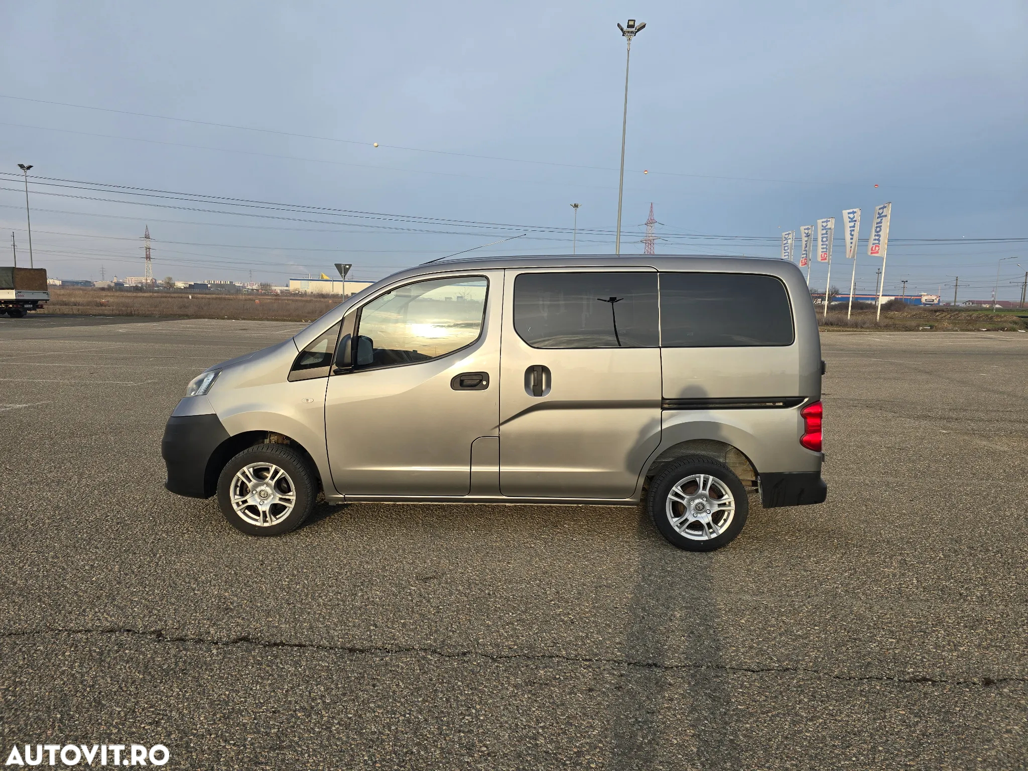 Nissan NV200 1.5 Premium - 11