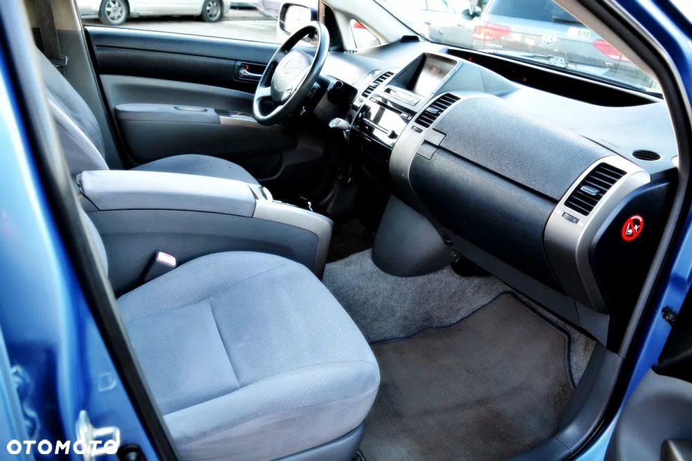 Toyota Prius 1.5 VVT-i Prestige - 8