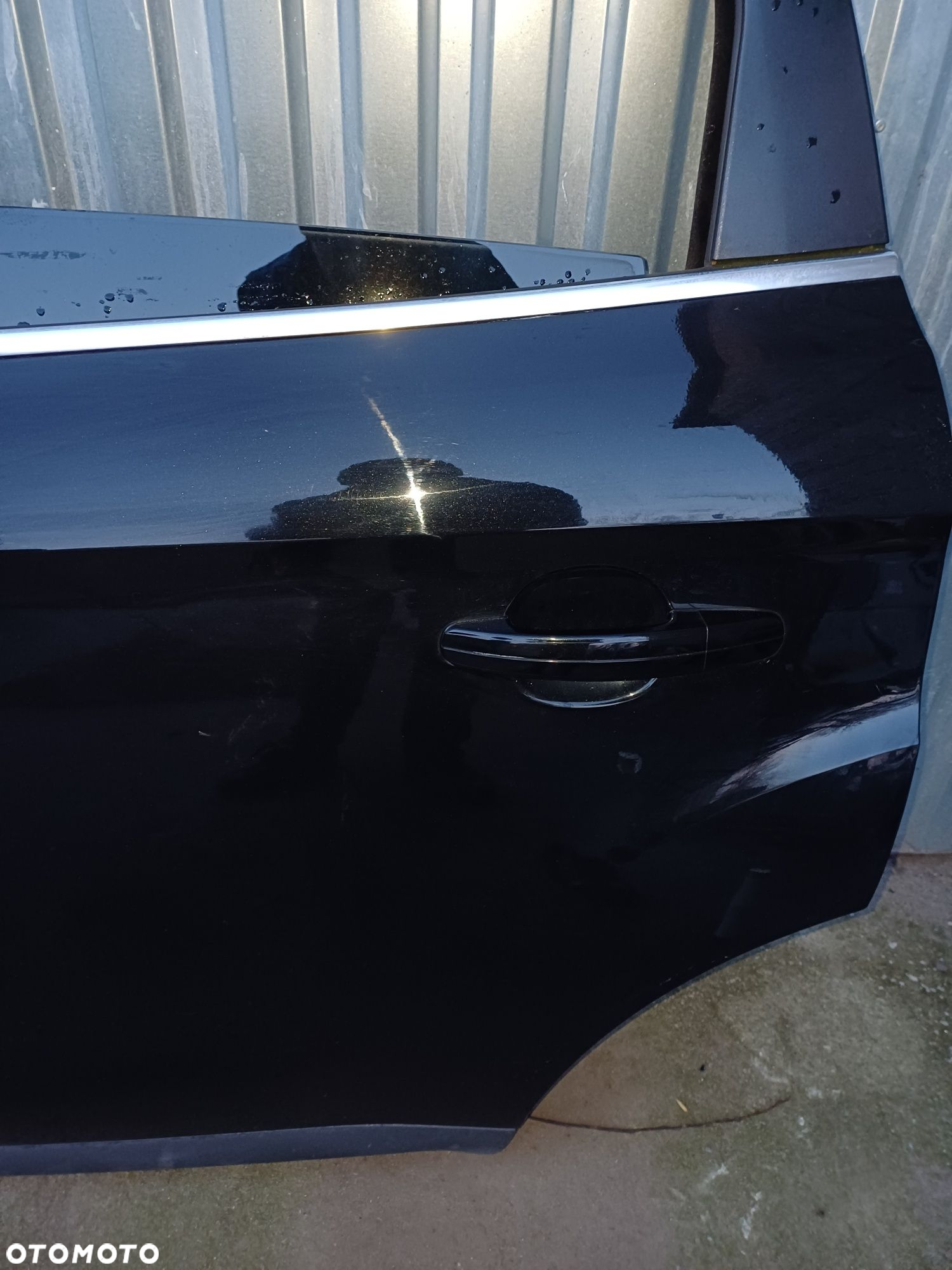 Drzwi lewy przod/tył ford Kuga Mk 1 kolor F8-czarny - 6