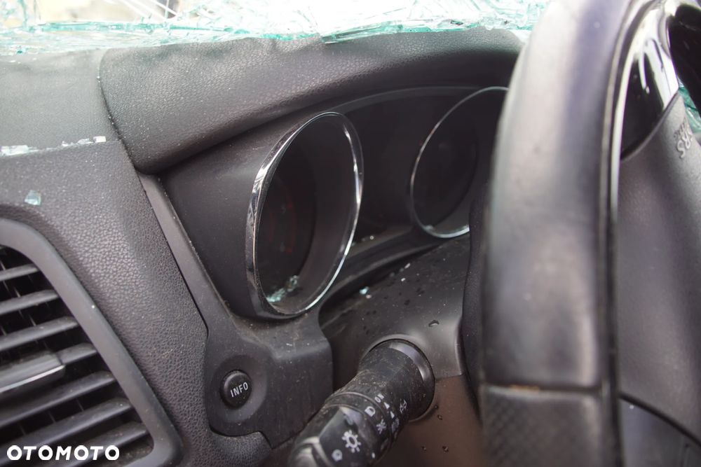 Auto na części - Citroen C4 Aircross 1.6 HDI 114 KM 9H05 F6MBC1ABZ KTZ 2015R Silnik Skrzynia Drzwi Błotnik Szyba Lusterko Klamka Lampa Deska Kokpit Sterownik Moduł Czujnik Licznik Kierownica Panel - 11