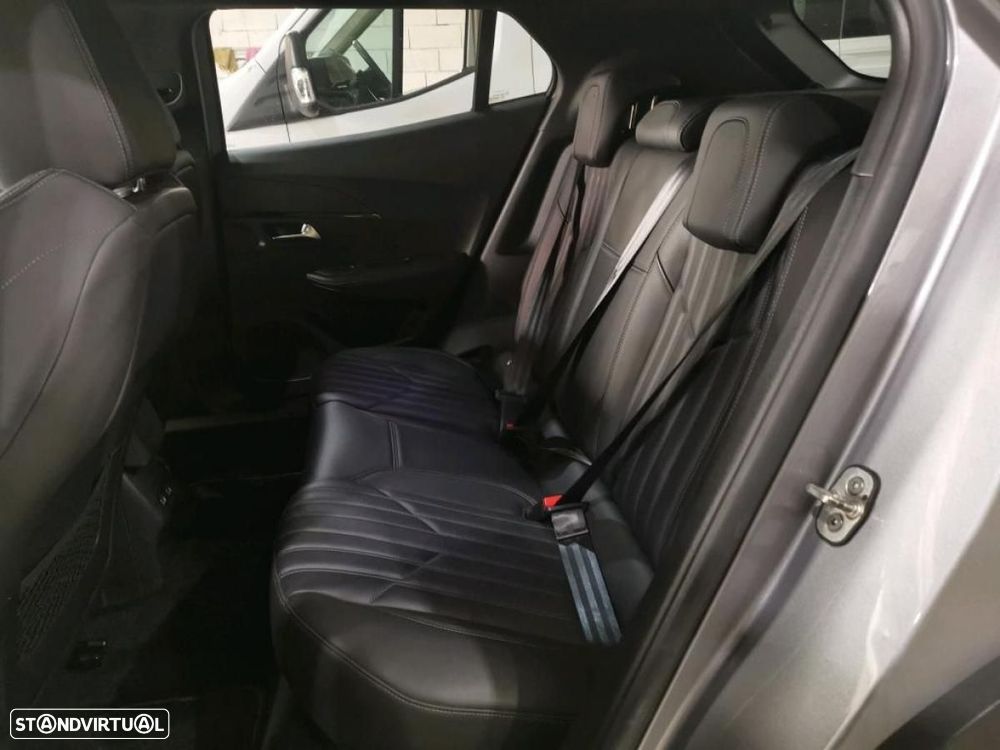 Peugeot 2008 1.5 BlueHDi GT Pack EAT8 - 4