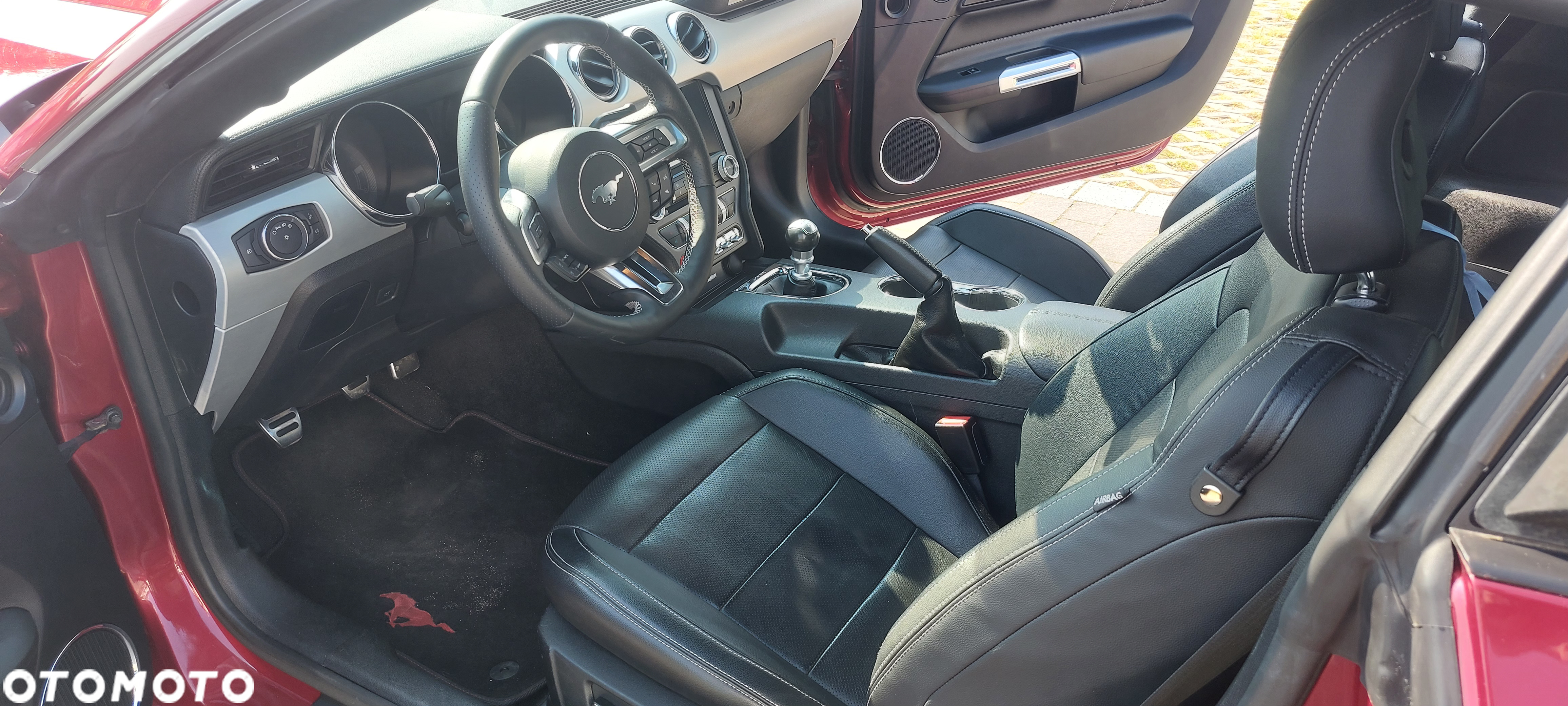 Ford Mustang 5.0 V8 GT - 8