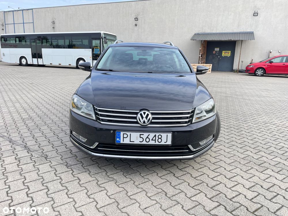 Volkswagen Passat - 11