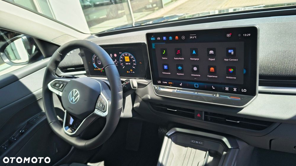 Volkswagen T-Roc - 29