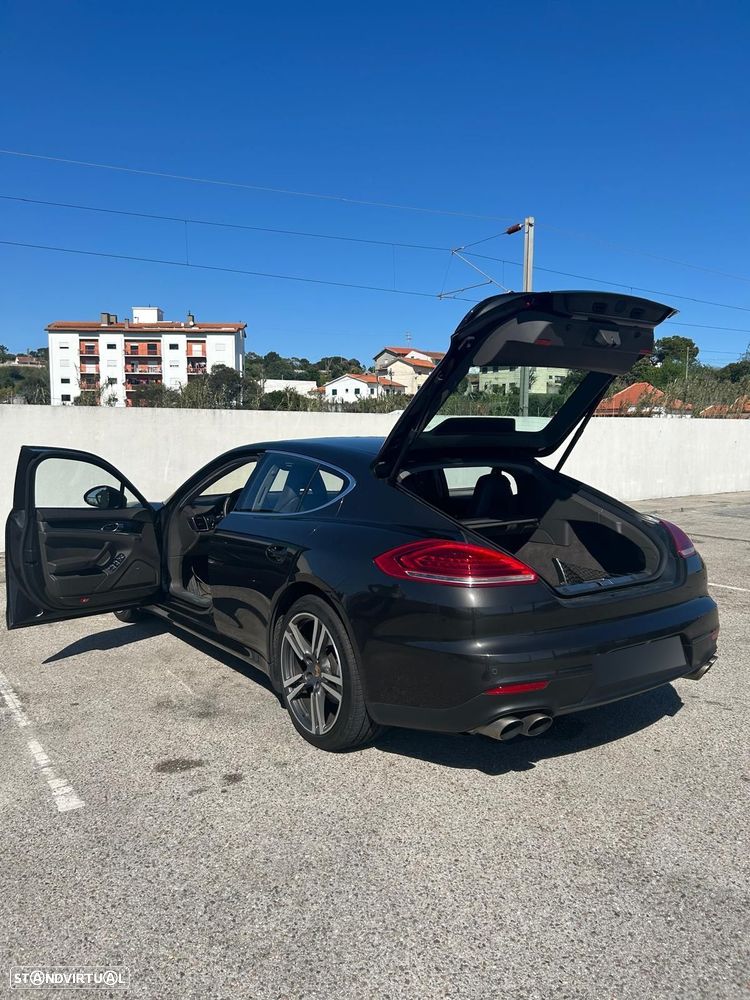 Porsche Panamera 4S PDK - 4