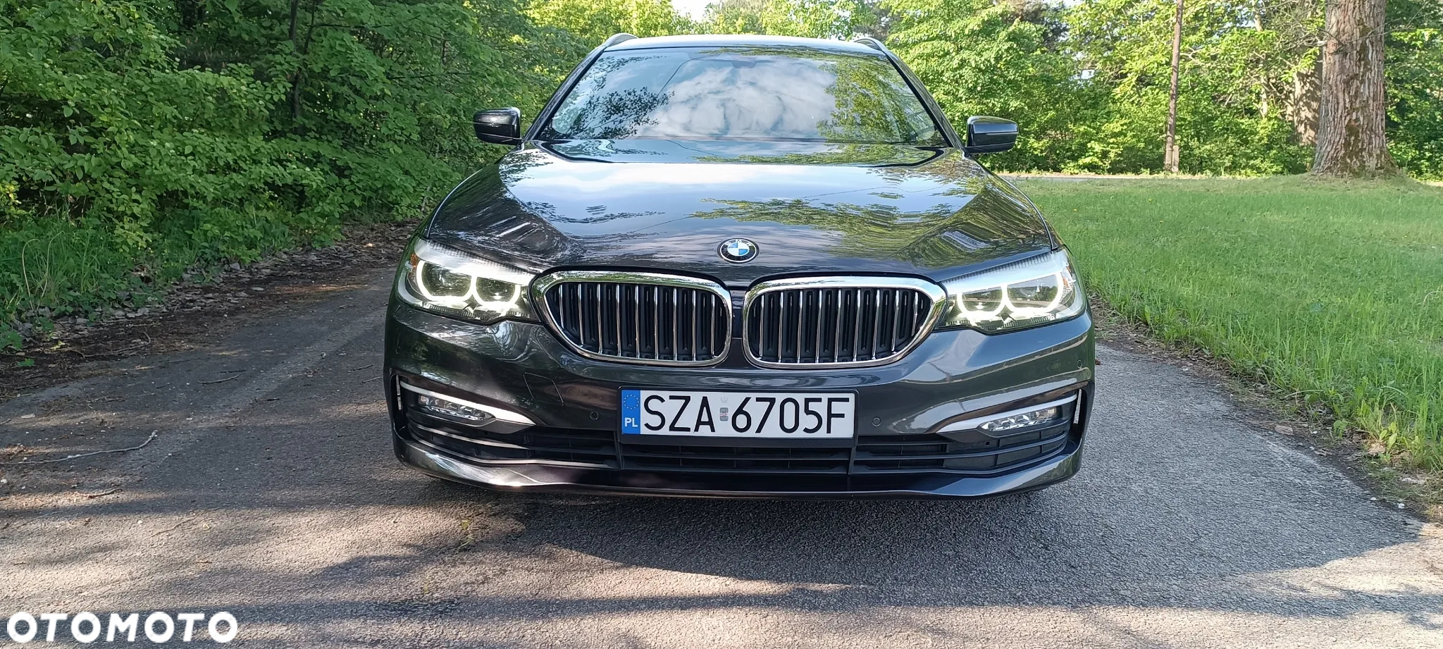 BMW Seria 5 520d Sport Line - 2