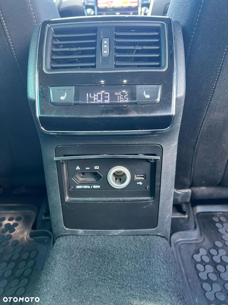 Skoda Superb 2.0 TDI Style - 11