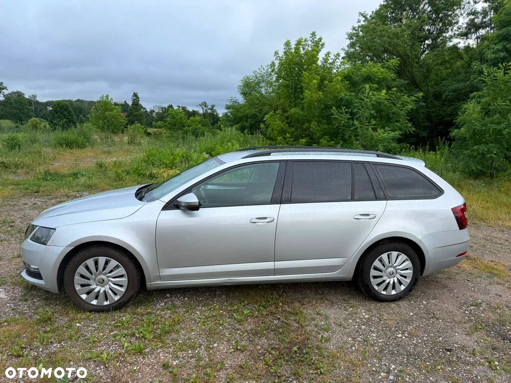Volkswagen Passat 1.6 TDI (BlueMotion Technology) Comfortline - 33