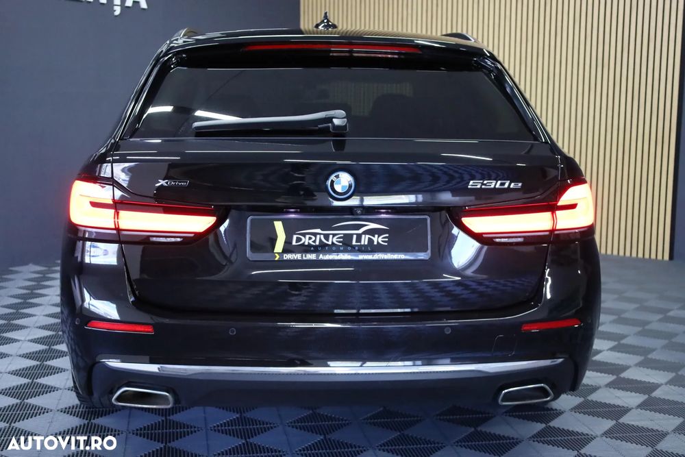 BMW Seria 5 530e Touring Aut. Luxury Line - 7