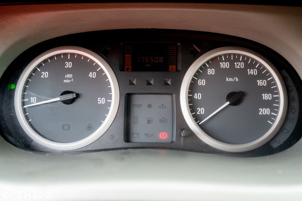Opel Vivaro - 5